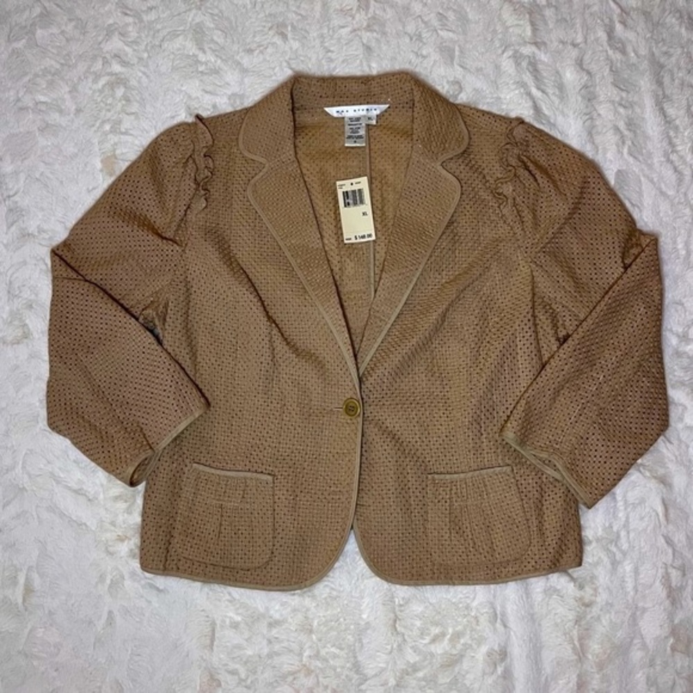 Max Studio NWT Tan Blazer Size XL
